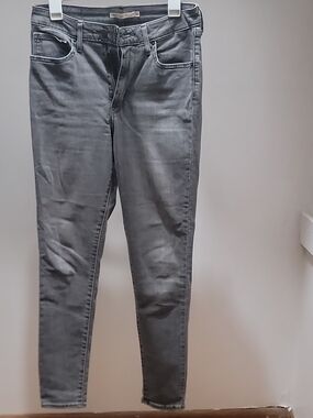 Levi's Women's Skinny Gray Stretch Jeans